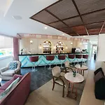 Irem Garden & 3* Side