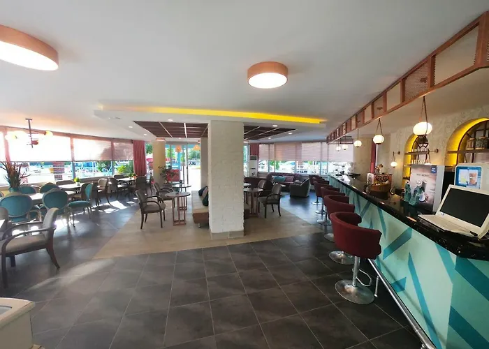 Hotel apartamentowy Irem Garden & 2*