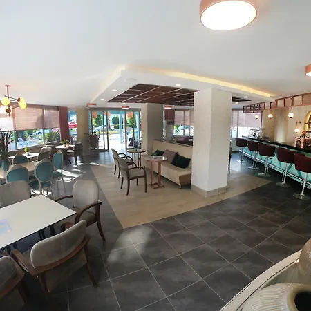 Irem Garden & 公寓式酒店 2*