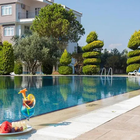 Irem Garden & Hotel de apartamente 2*