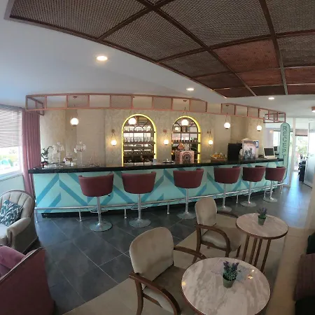 Irem Garden & Aparthotel 2*